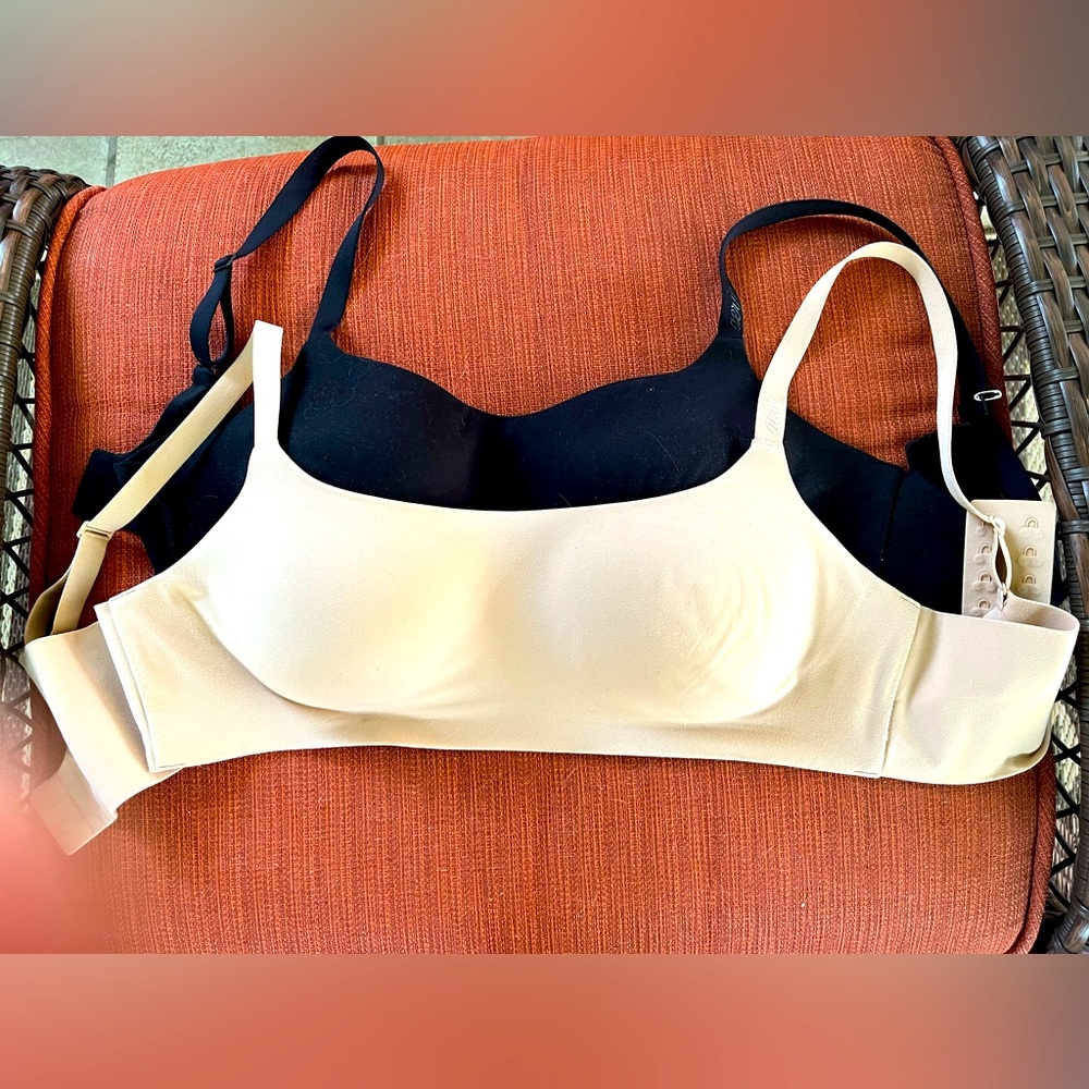 Aerie new smoothez bra's